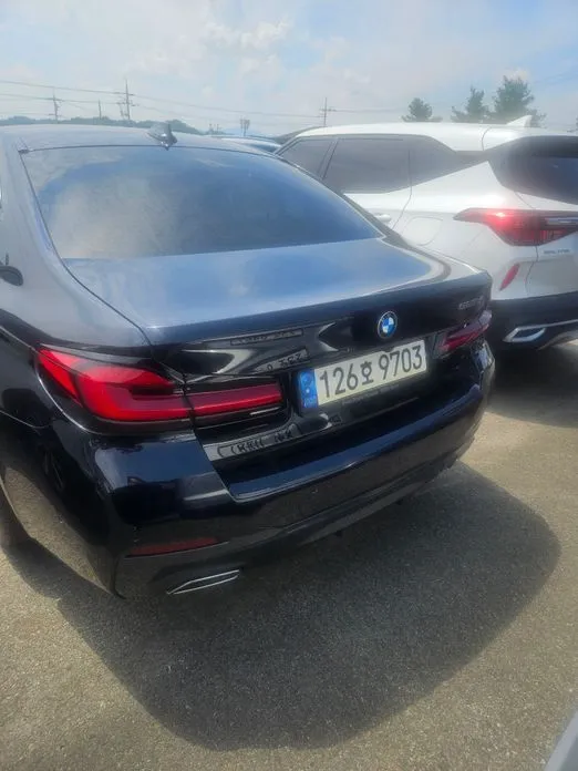 BMW 5-Series 2021 из KR, фото 10
