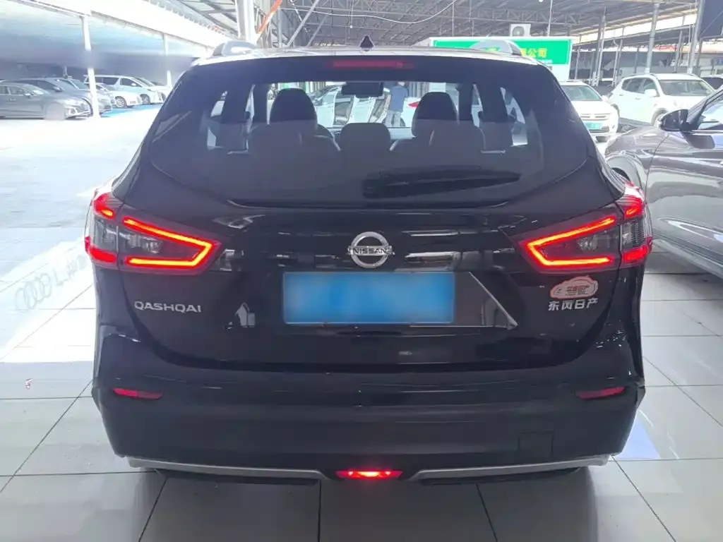 Nissan Qashqai — фото 5