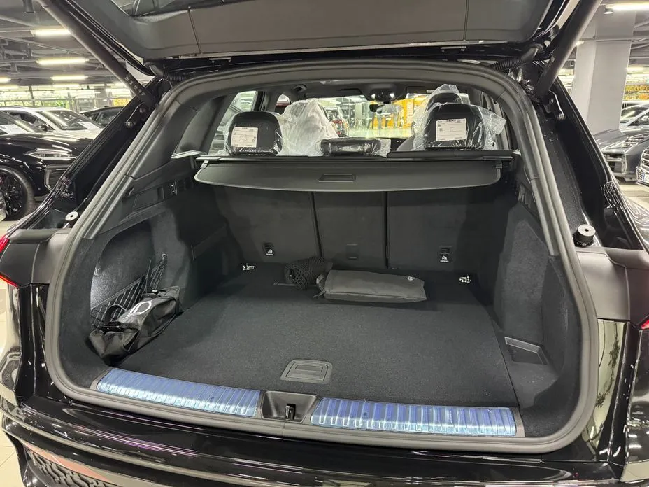 Audi Q5 2025 из KR, фото 2