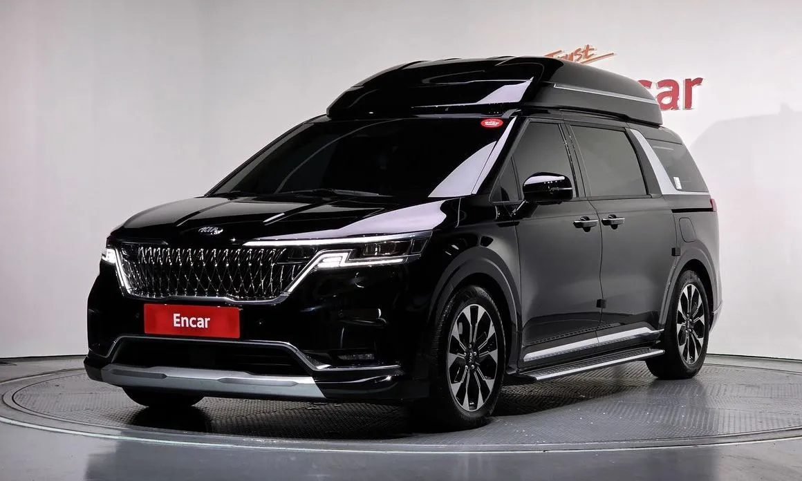 Kia Carnival — фото 1