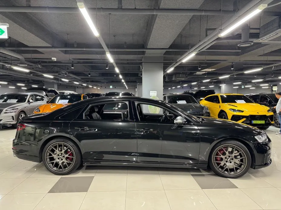 Audi S8 2021 из KR, фото 7
