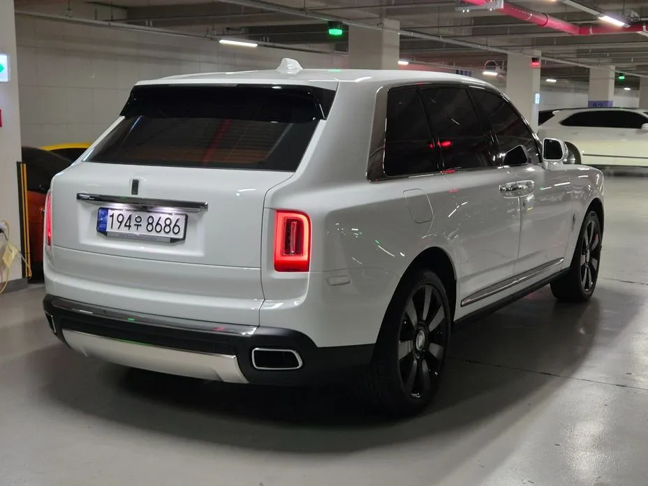Rolls-Royce Cullinan 2023 из KR, фото 3
