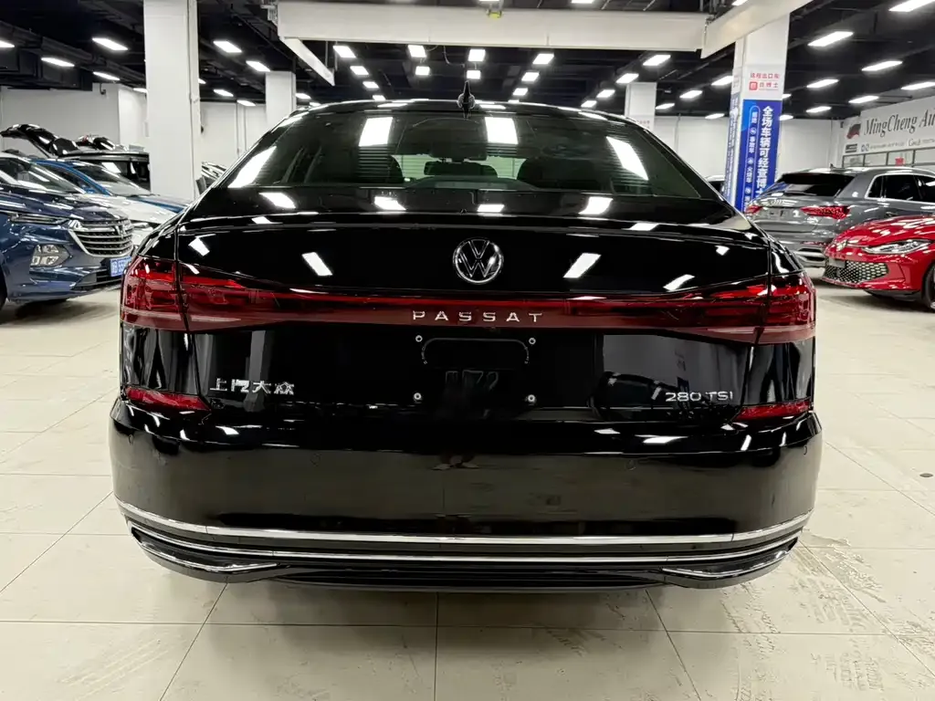 Volkswagen Passat — фото 2