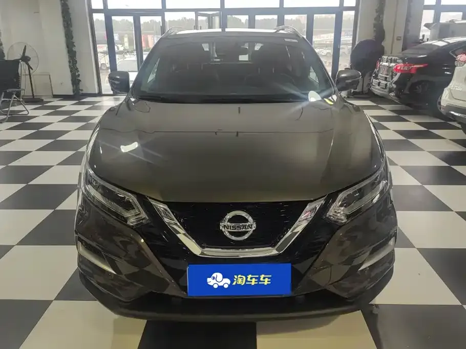 Nissan Qashqai — фото 9