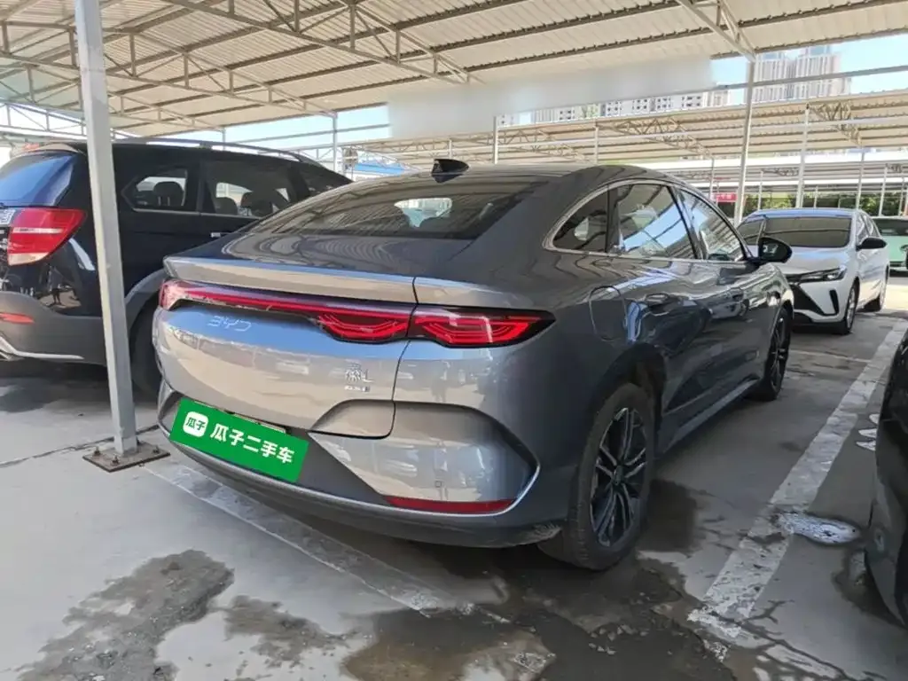 BYD Qin L — фото 9