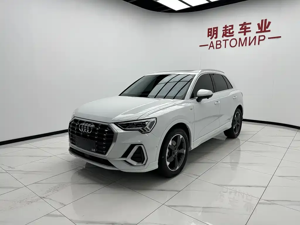 Audi Q3 — фото 4