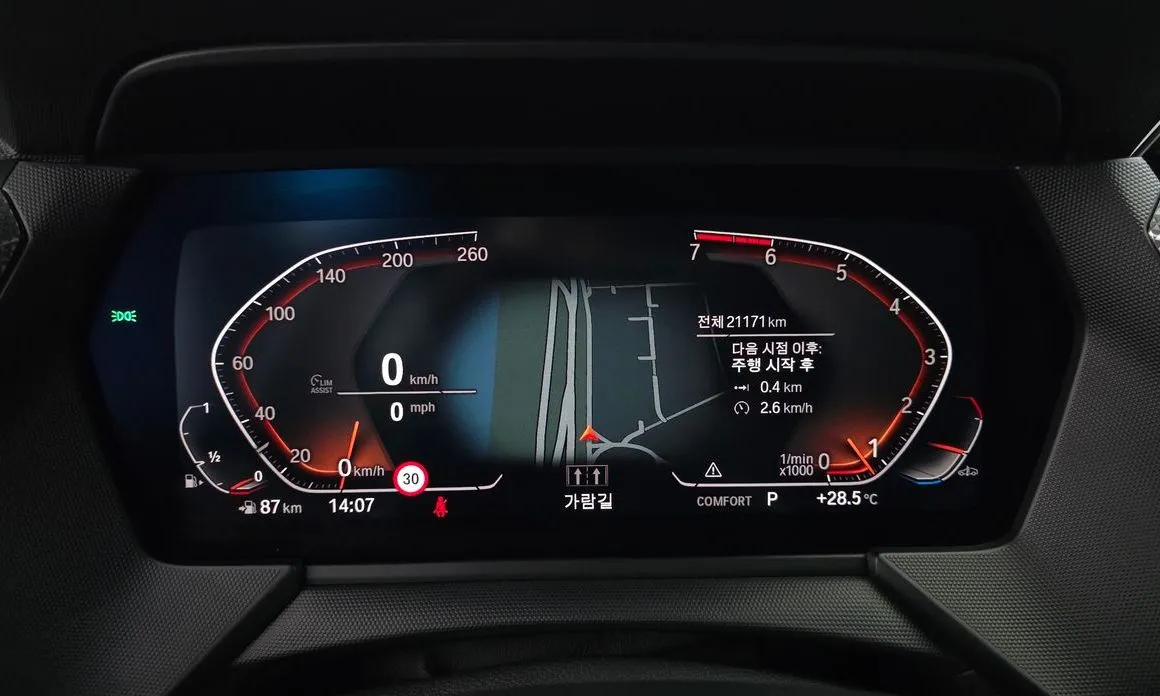 BMW 1-Series — фото 9