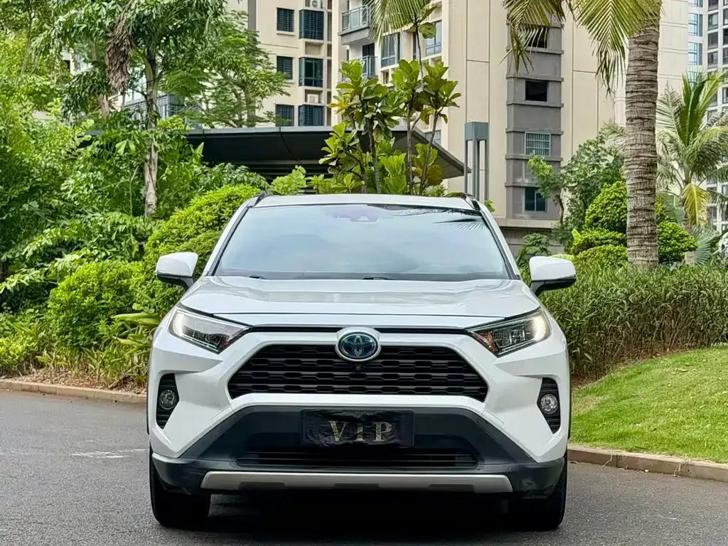 Toyota RAV4 Prime — фото 3