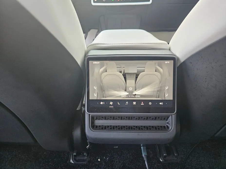 Tesla Model 3 — фото 3