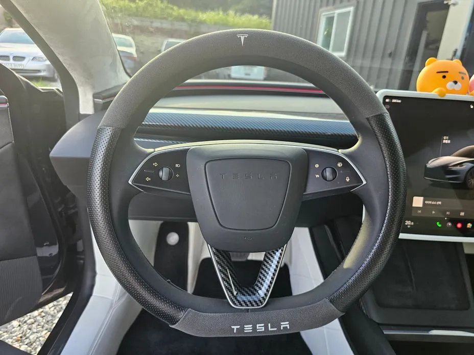 Tesla Model 3 — фото 10
