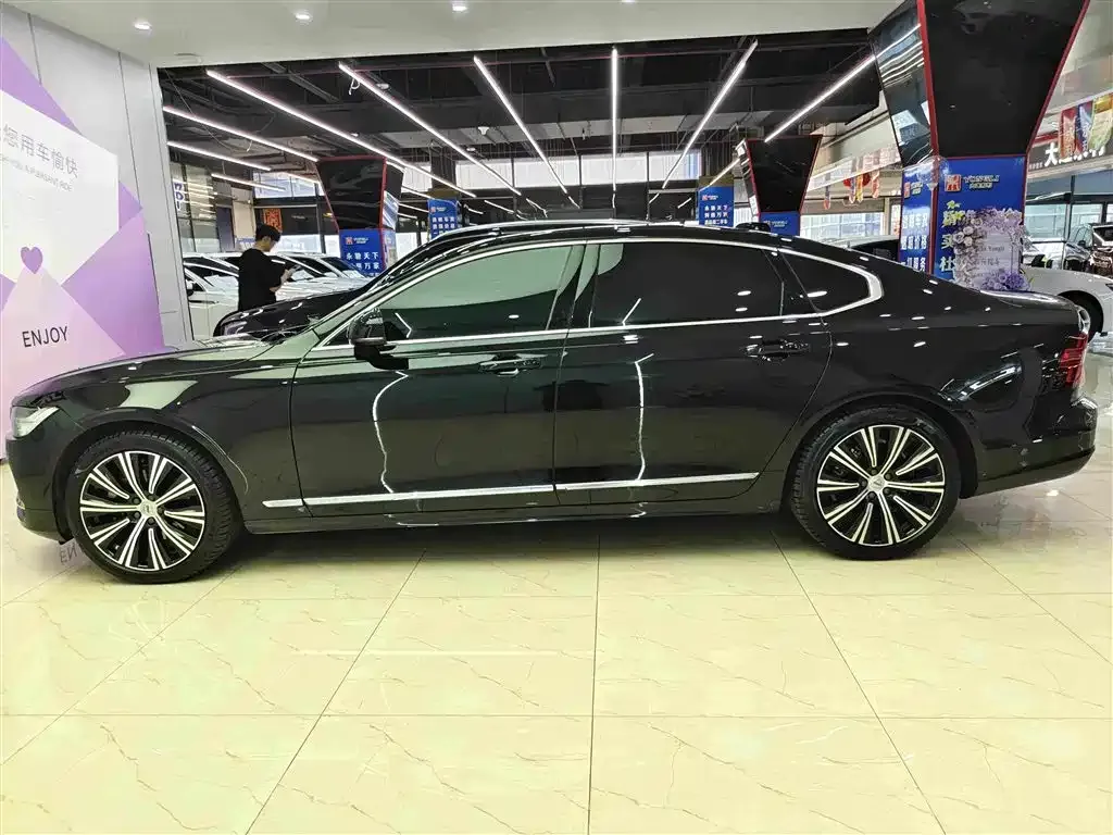 Volvo S90 — фото 8