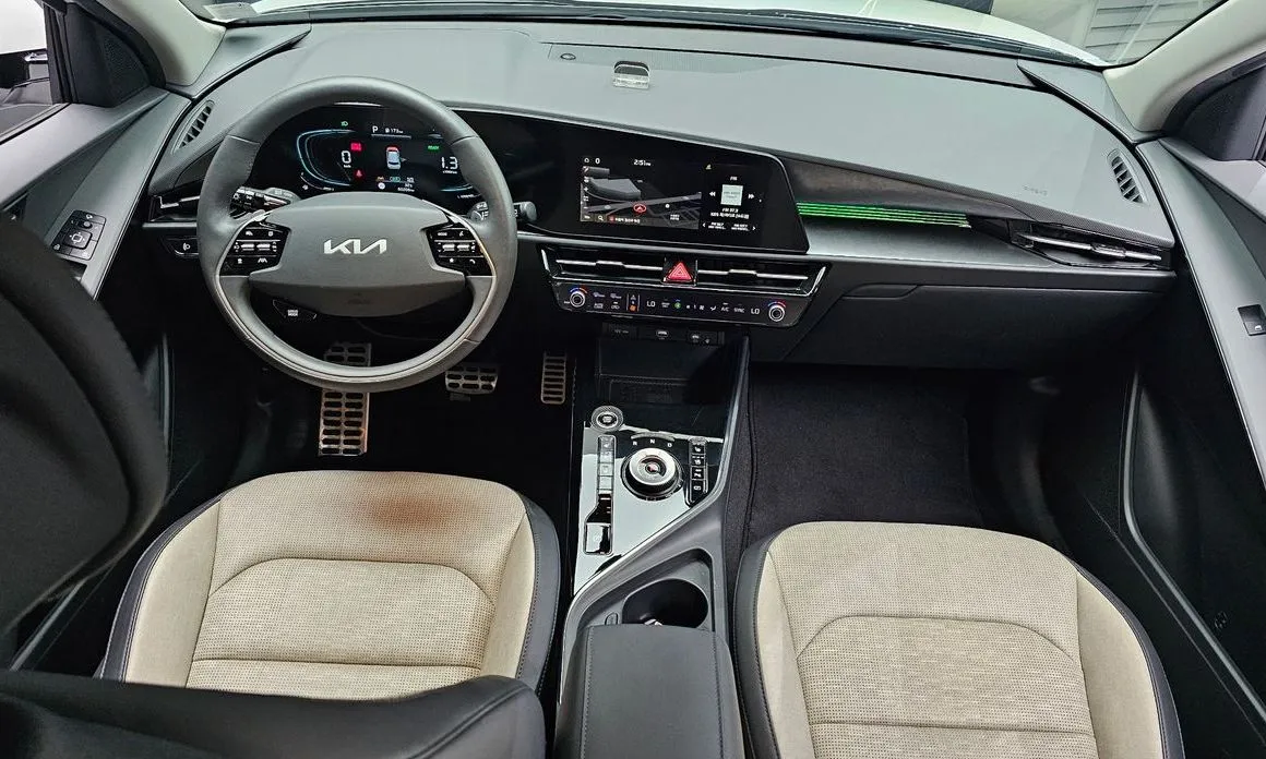 Kia Niro — фото 10