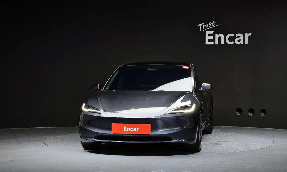 Tesla Model 3 — фото 6
