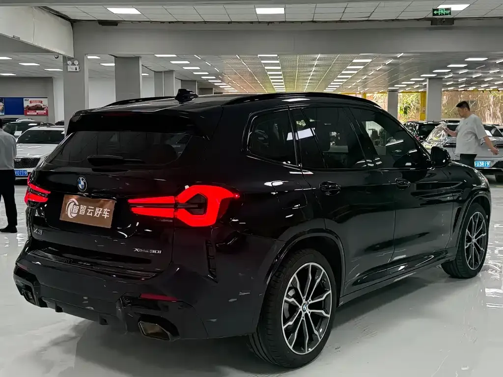 BMW X3 — фото 9