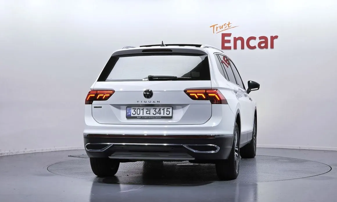 Volkswagen Tiguan — фото 5