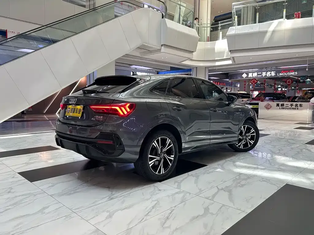 Audi Q3 Sportback — фото 3