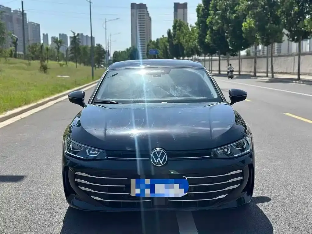 Volkswagen Passat — фото 4