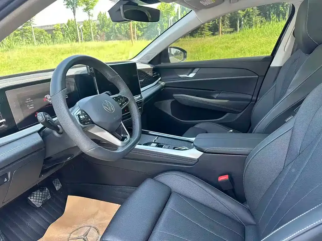 Volkswagen Passat — фото 10