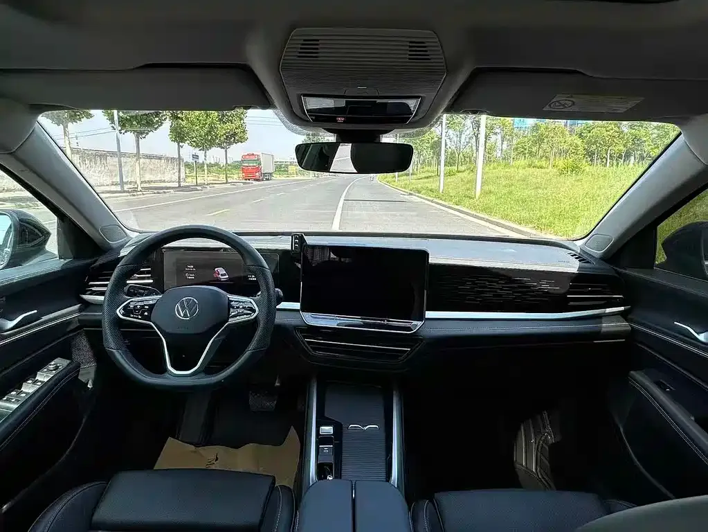 Volkswagen Passat — фото 2