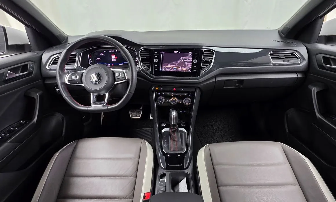Volkswagen T-Roc 2021 из KR, фото 7
