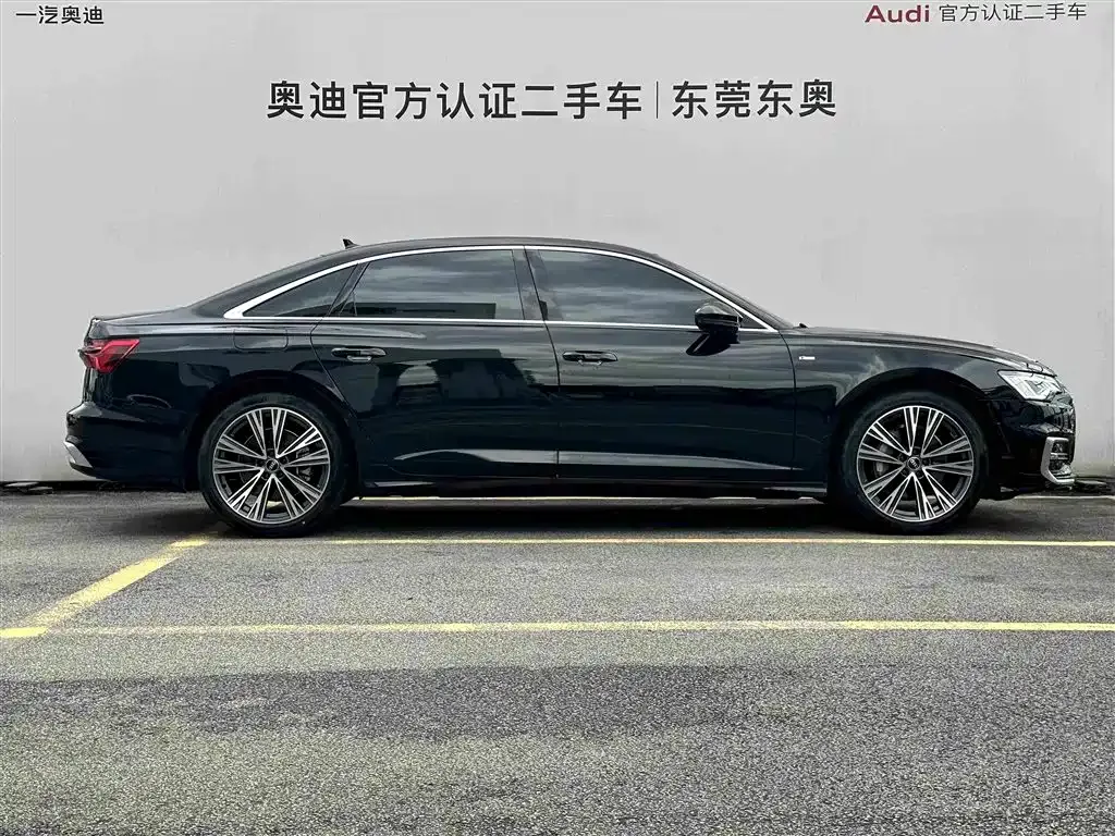 Audi A6L — фото 7