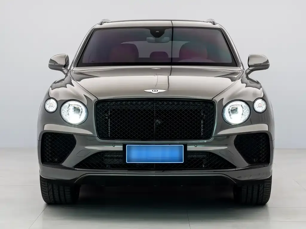 Bentley Bentayga V8 1