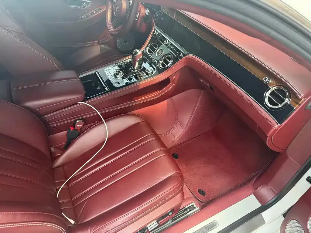 Bentley Continental — фото 5