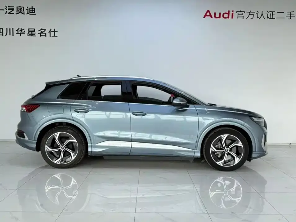 Audi Q4 e-tron — фото 9