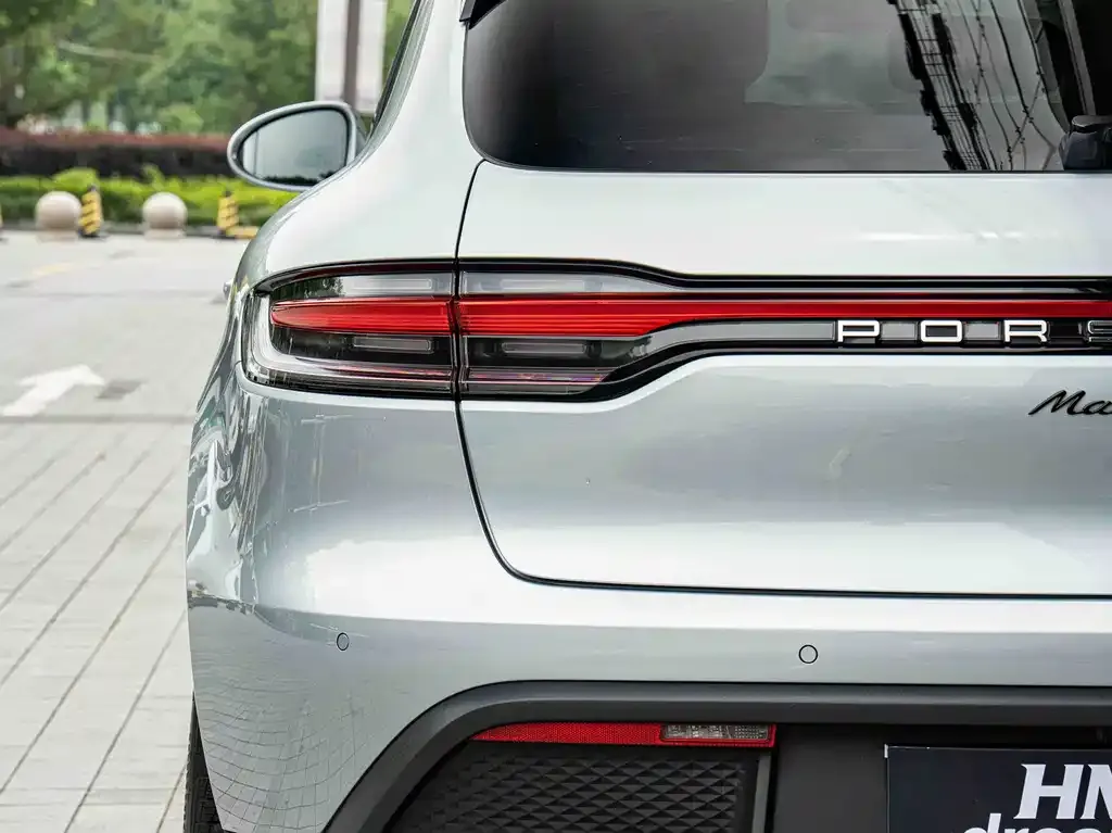 Porsche Macan — фото 9
