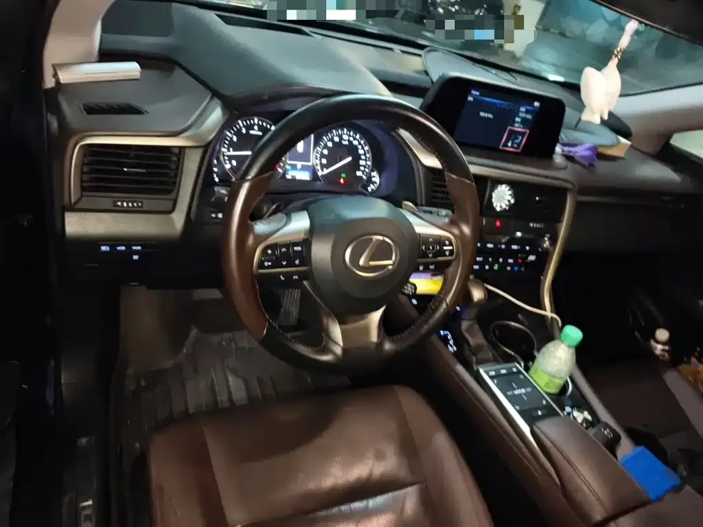 Lexus RX — фото 9