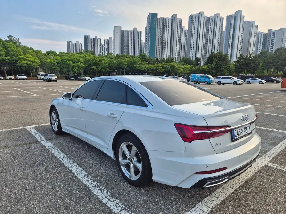 Audi A6 2021 из KR, фото 9