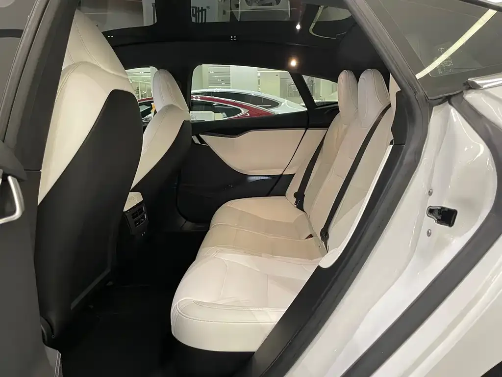 Tesla Model S 2021 из CN, фото 4