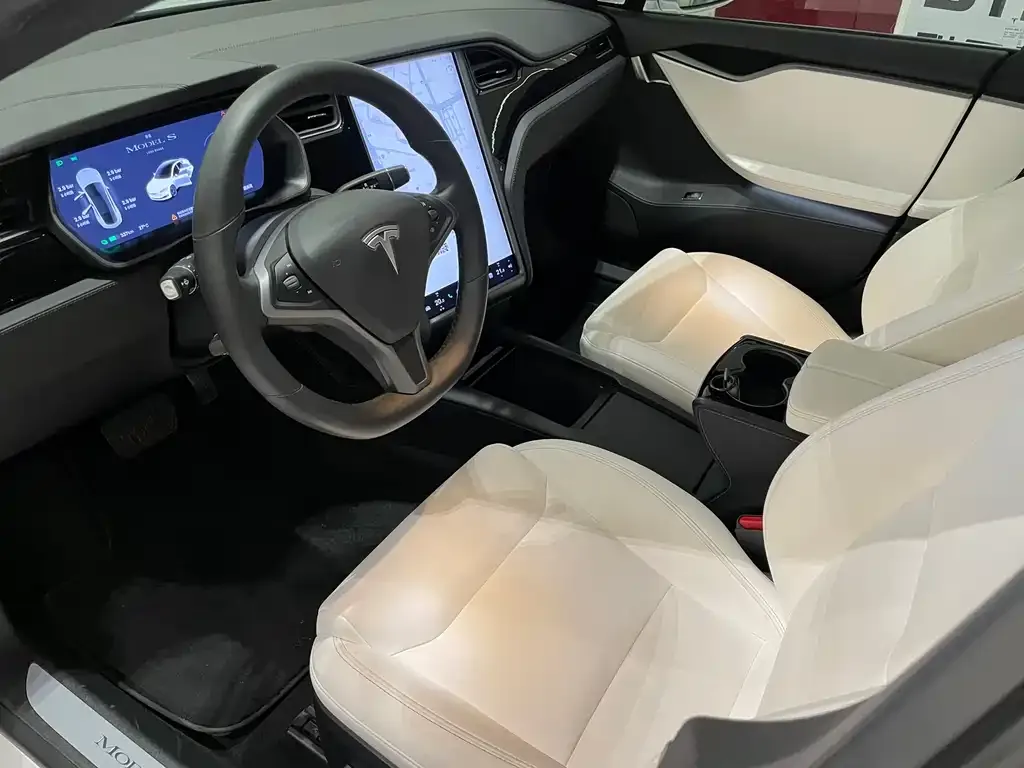 Tesla Model S 2021 из CN, фото 9