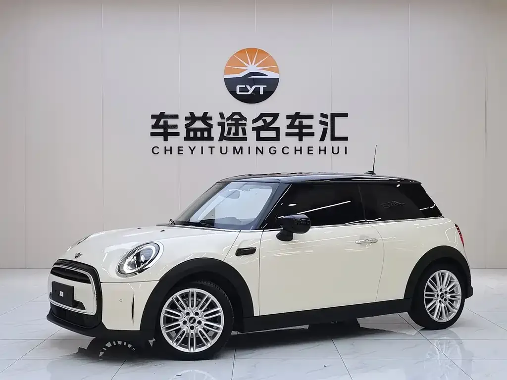 MINI Cooper (3-door) — фото 1
