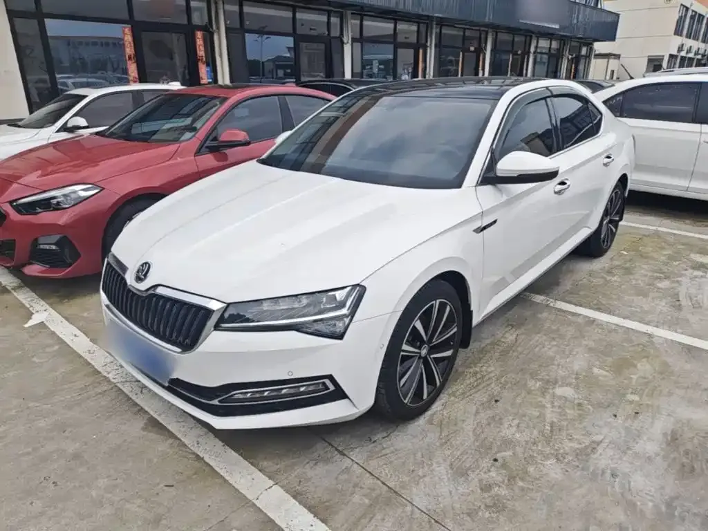 Skoda Superb 2024 из CN, фото 7