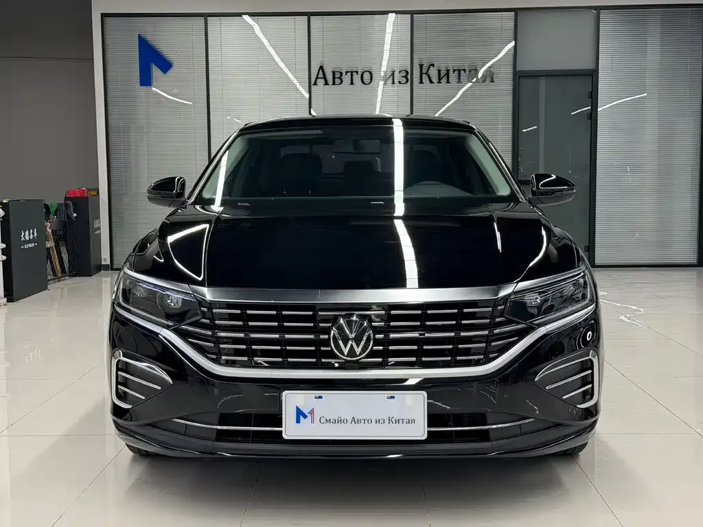 Volkswagen Passat — фото 1