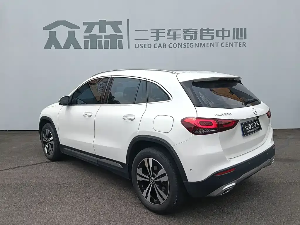 Mercedes-Benz GLA — фото 6