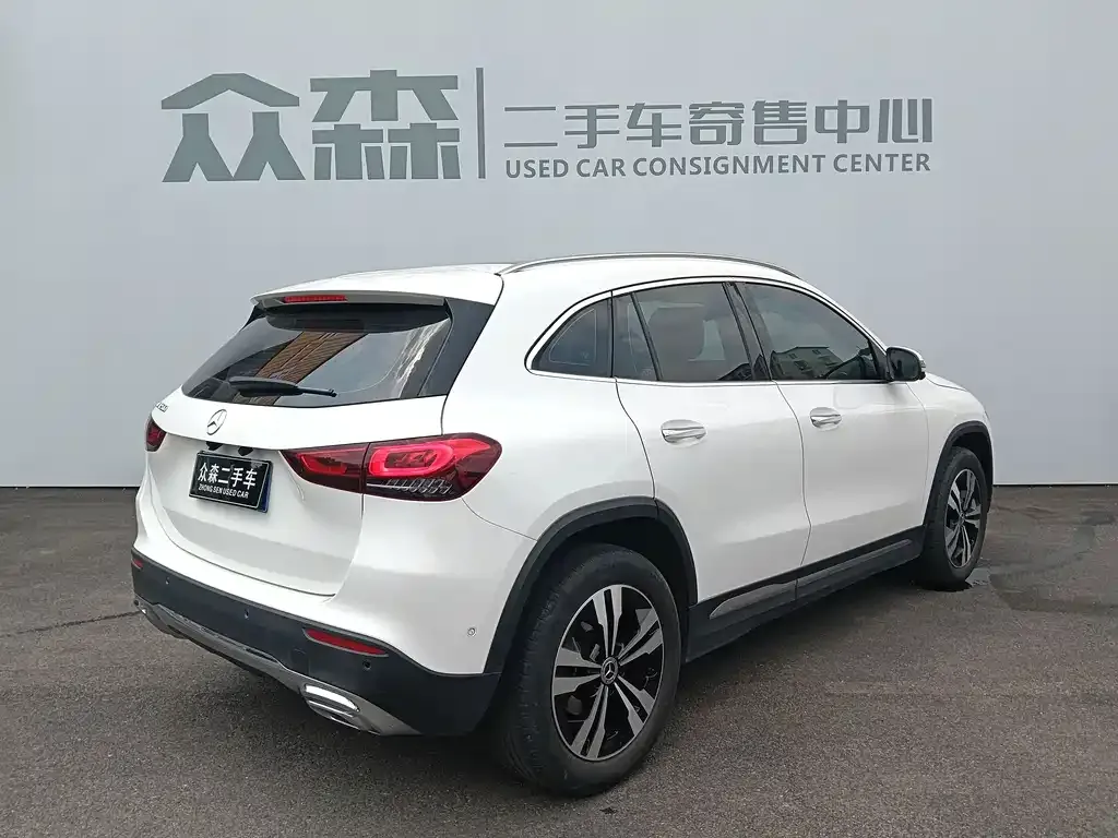 Mercedes-Benz GLA — фото 7
