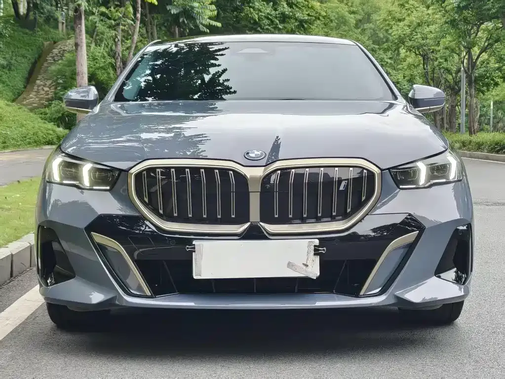 BMW i5 — фото 7