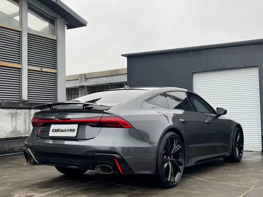 Audi RS 7 — фото 5
