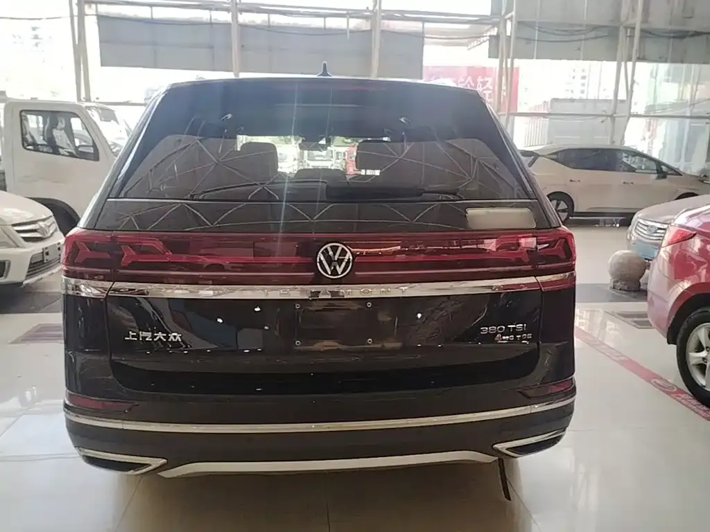 Volkswagen Teramont X 2024 из CN, фото 10