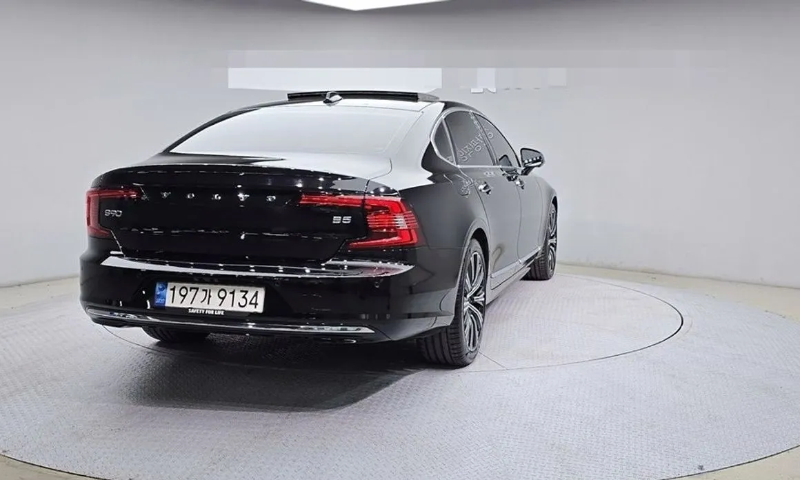 Volvo S90 2023 из KR, фото 10