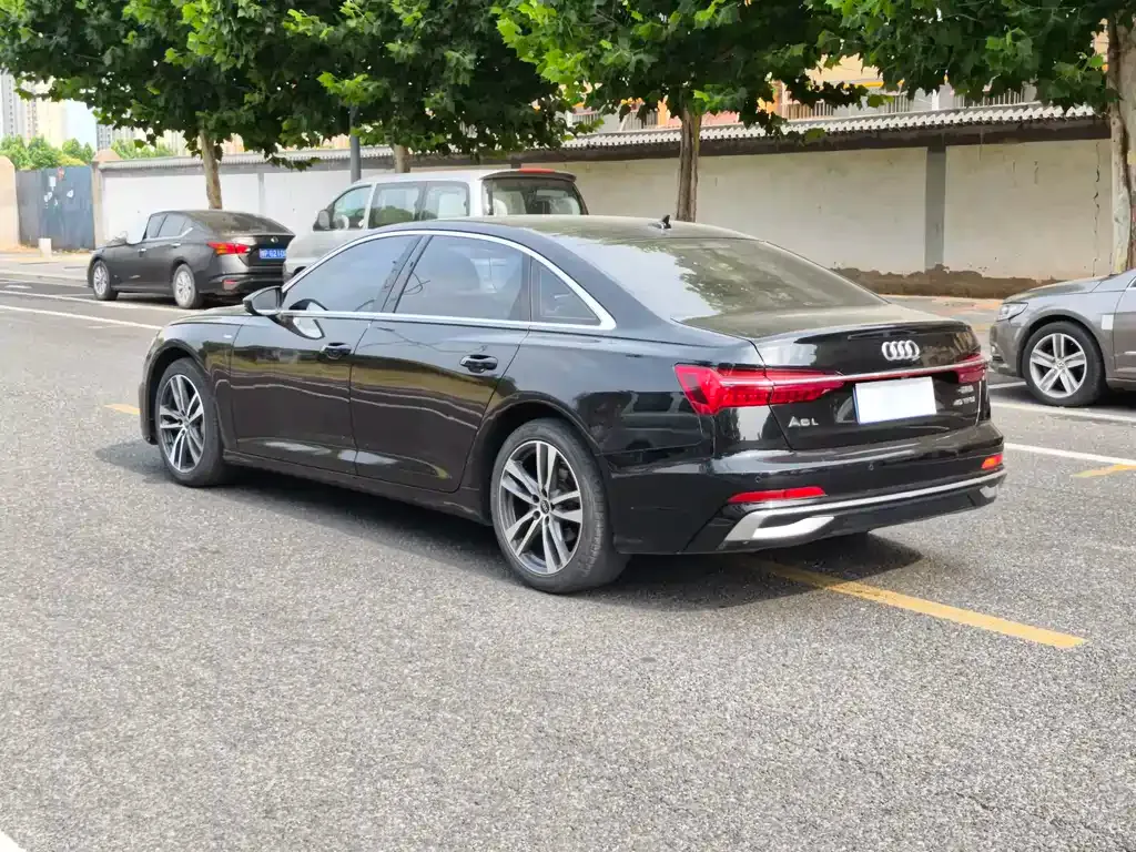 Audi A6L 2024 из CN, фото 3
