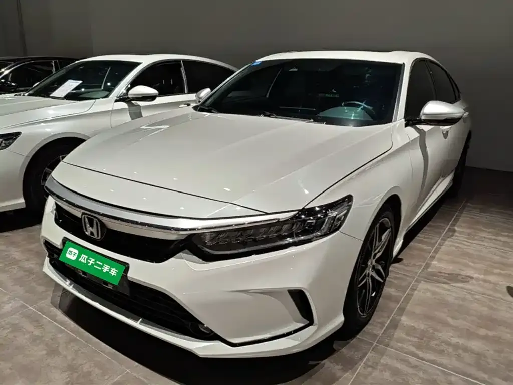 Honda Inspire — фото 1