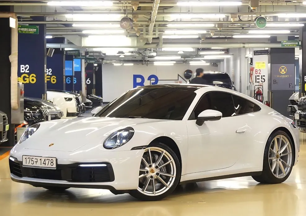 Porsche 911 2021 из KR, фото 8