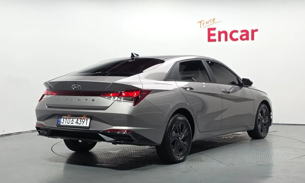 Hyundai AVANTE — фото 4