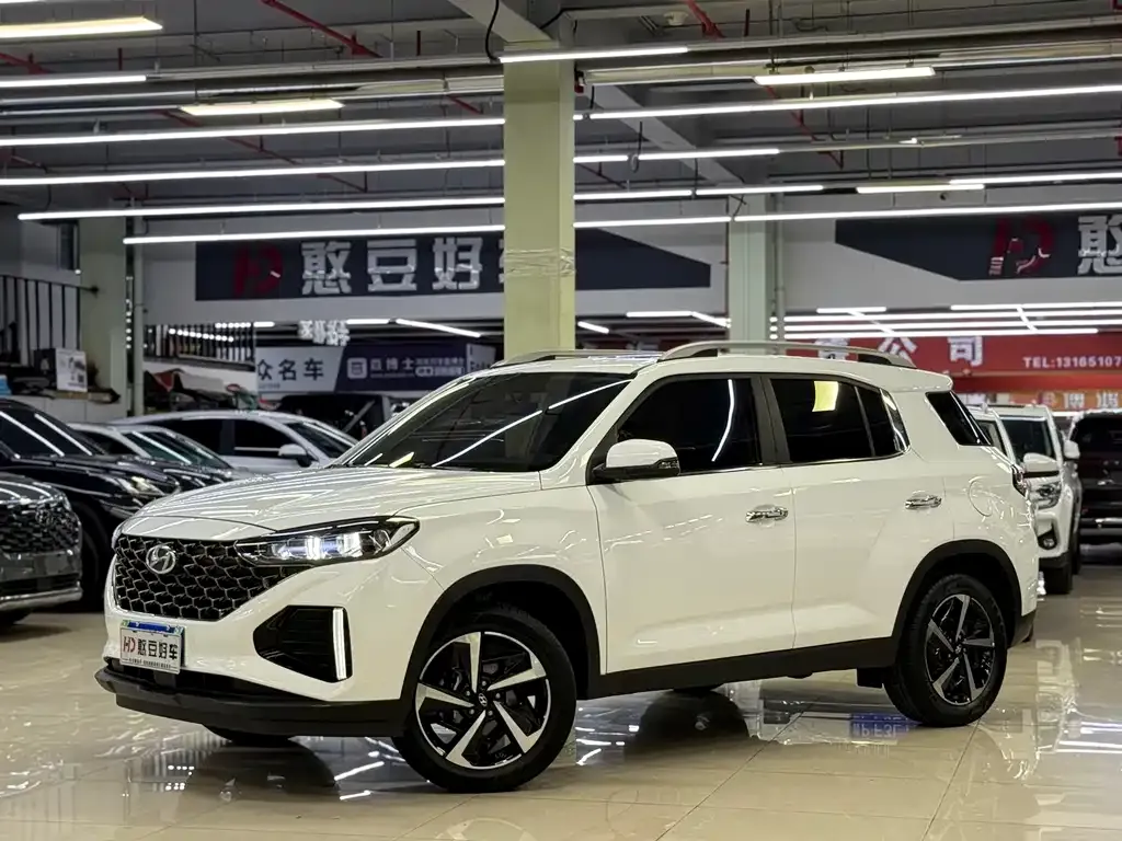Hyundai ix35 — фото 1