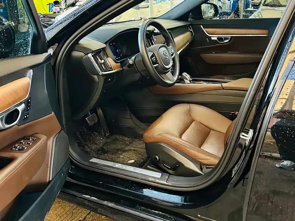 Volvo S90 — фото 4