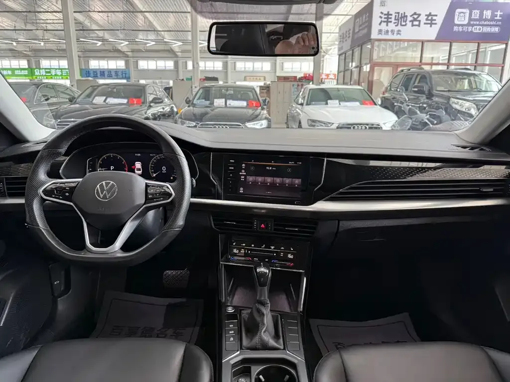 Volkswagen Passat — фото 7