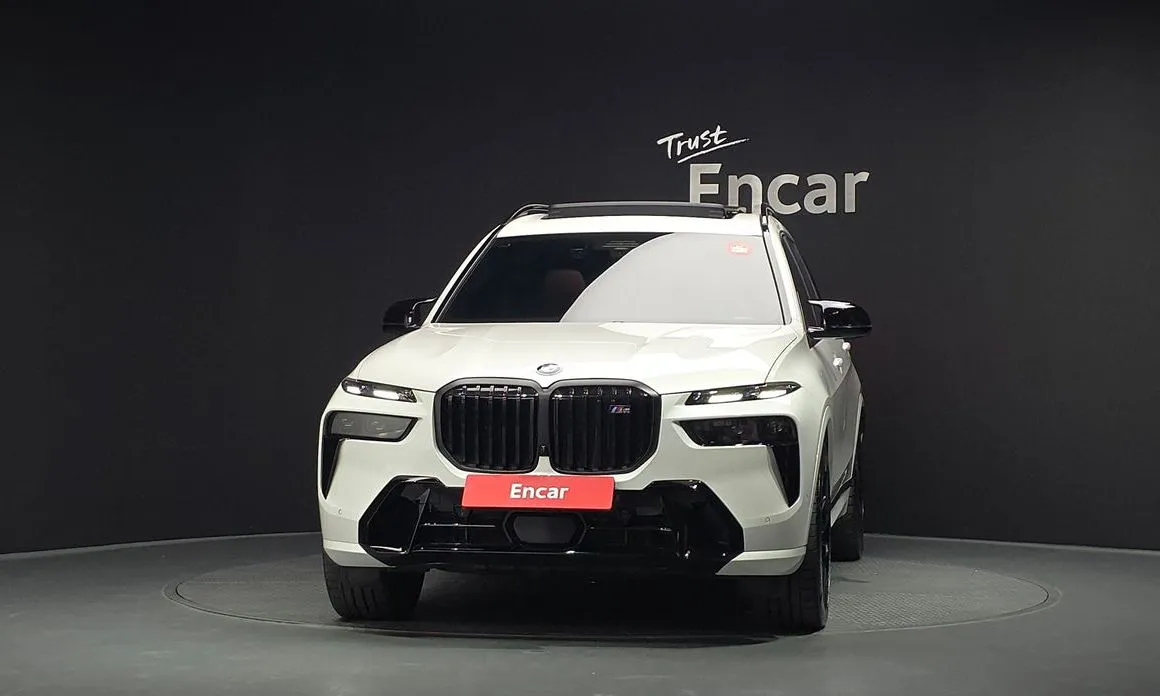 BMW X7 — фото 8